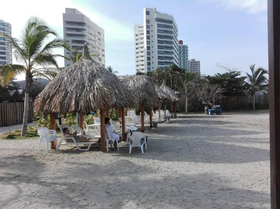 Apartamento Hermoso Con Ingreso Directo A La Playa Santa Marta (Magdalena)